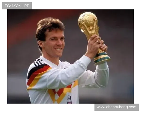 从草根到巨星他是成绩最差却最受欢迎的足球明星