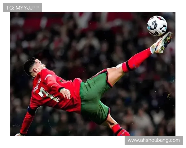 有史以来最佳足球明星的传奇与成就盘点与分析