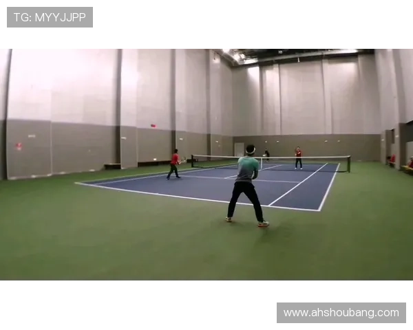 广州网球队与北京网球队赛后复盘团队协作的成功与不足分析 广州网球队与北京网球队赛后复盘团队协作的成功与不足分析